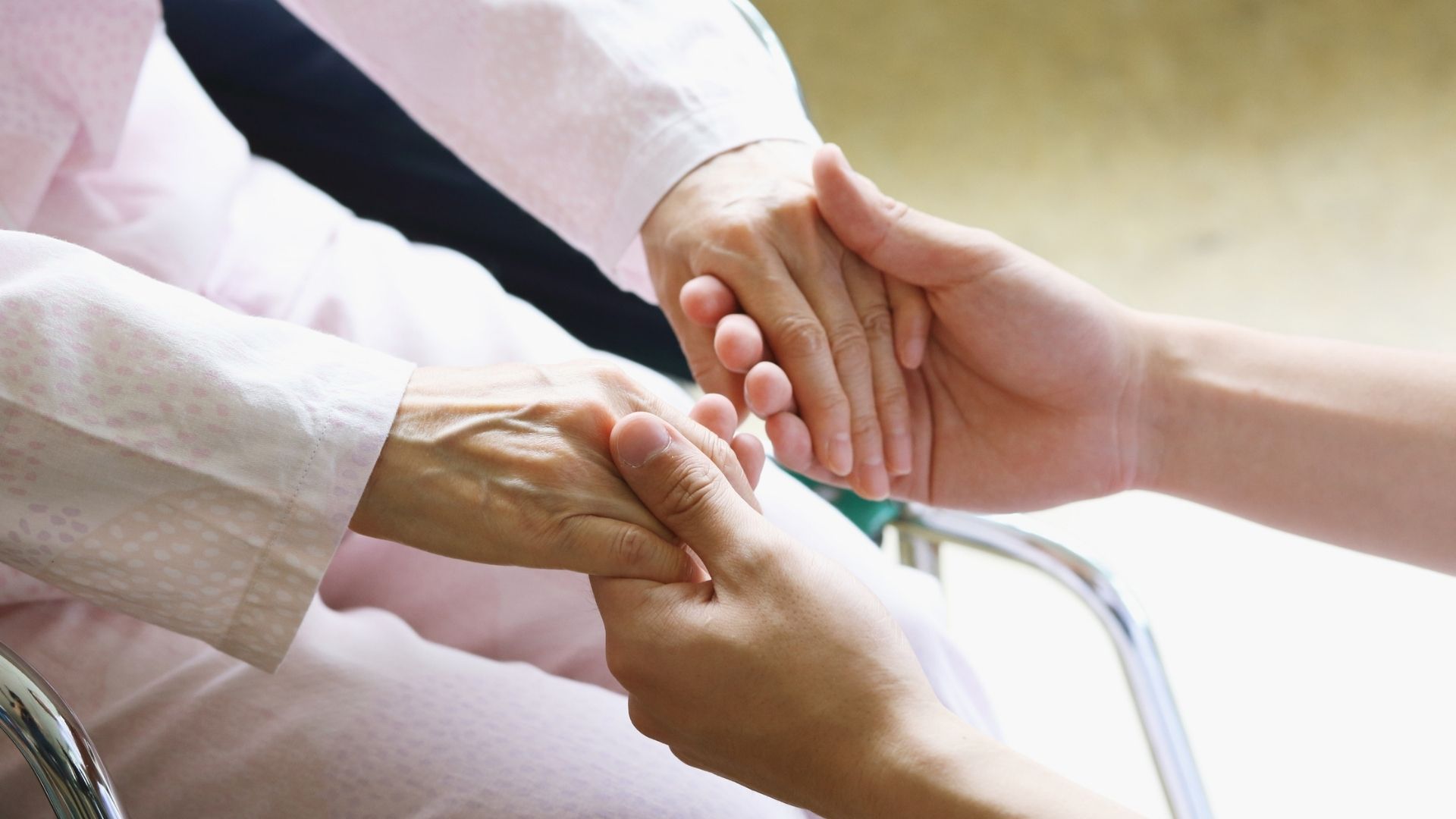 The Complete Guide to Live-In Care in Naples, FL_ Costs, Benefits, and Choosing a Provider Hero